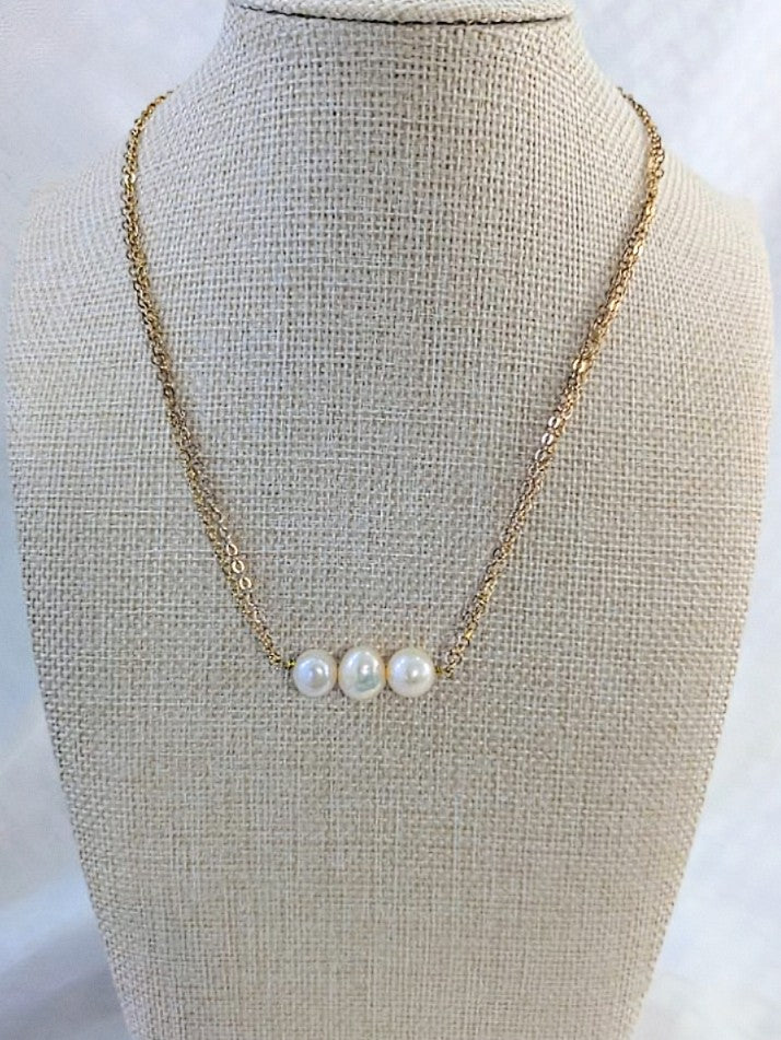 Freshwater Pearl Trio Necklace